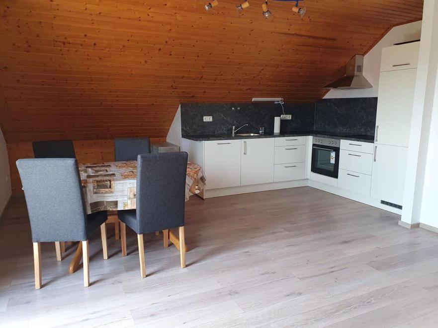 Ferienwohnung Zur Schoenen Aussicht 布亨 外观 照片